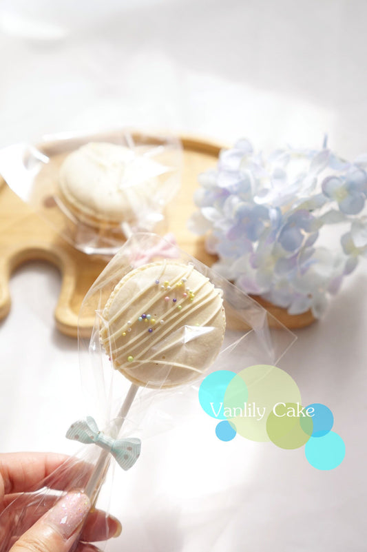 Macaroon Lollipop