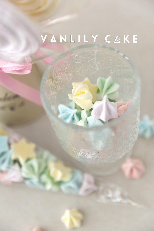 VANLILY CAKE 蛋白脆脆糖:低溫烘焙繽紛蛋白餅,散水餅及派對甜點推薦