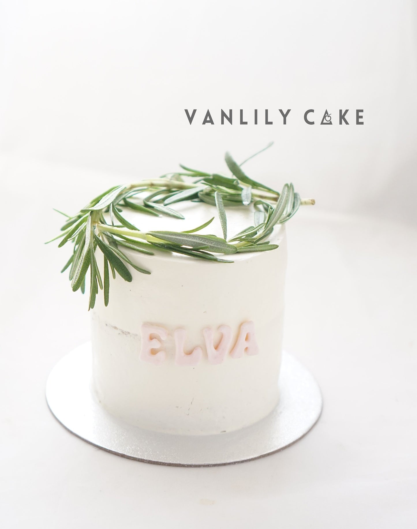 Fresh Fruit Rice Cake (Vanilla Decoration)