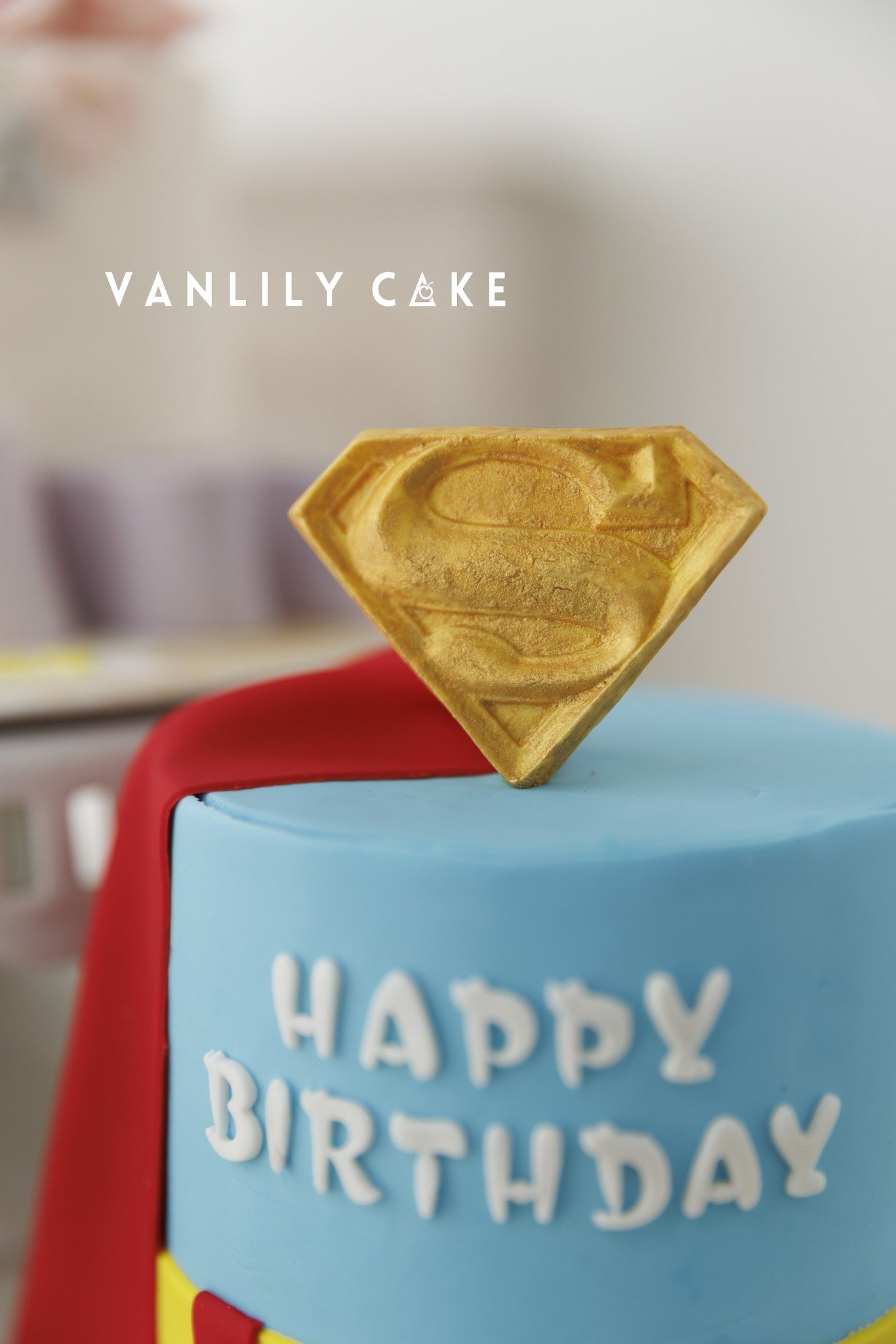 Class Vintage Fondant Cake