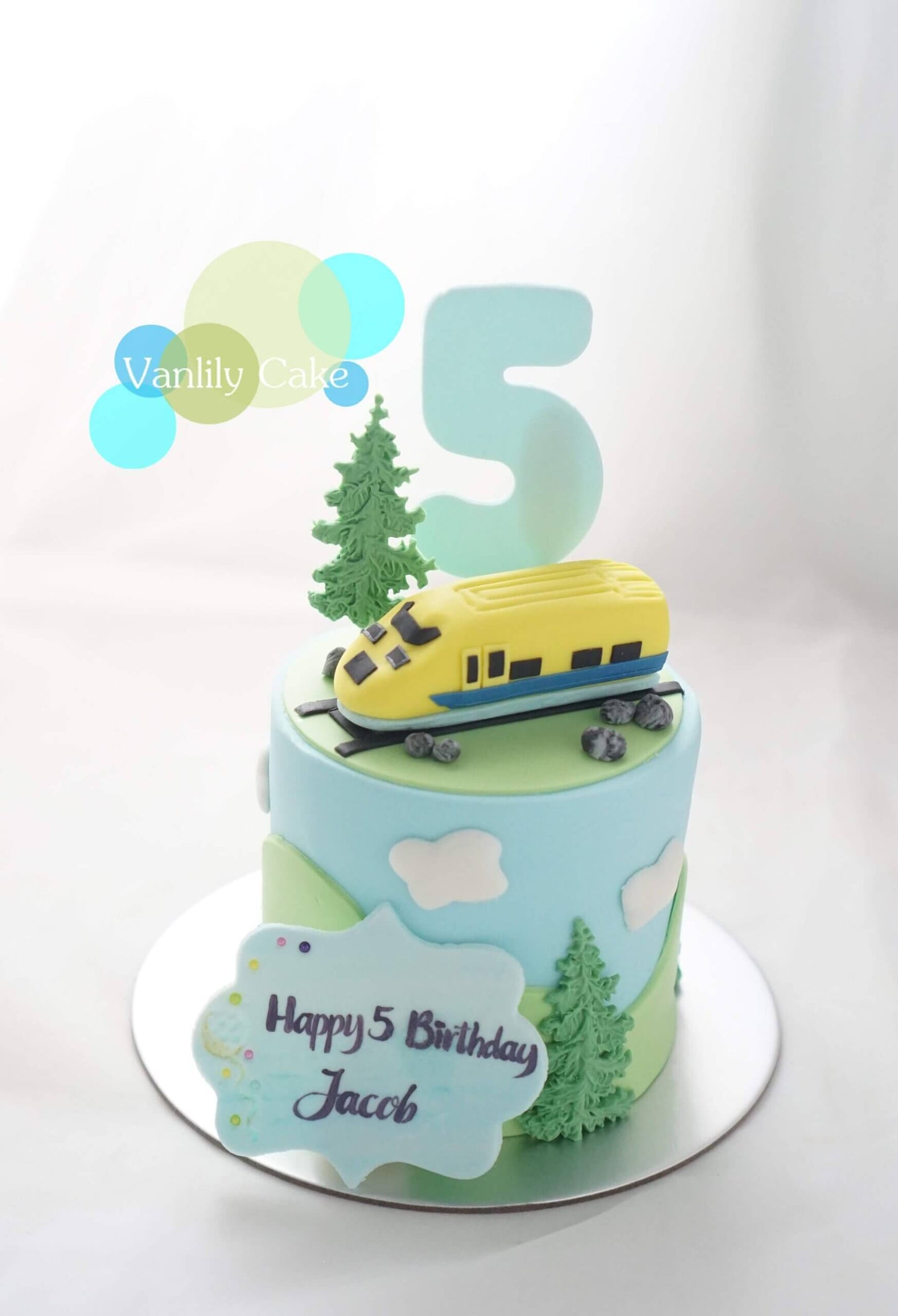 Shinkansen Fondant Cake