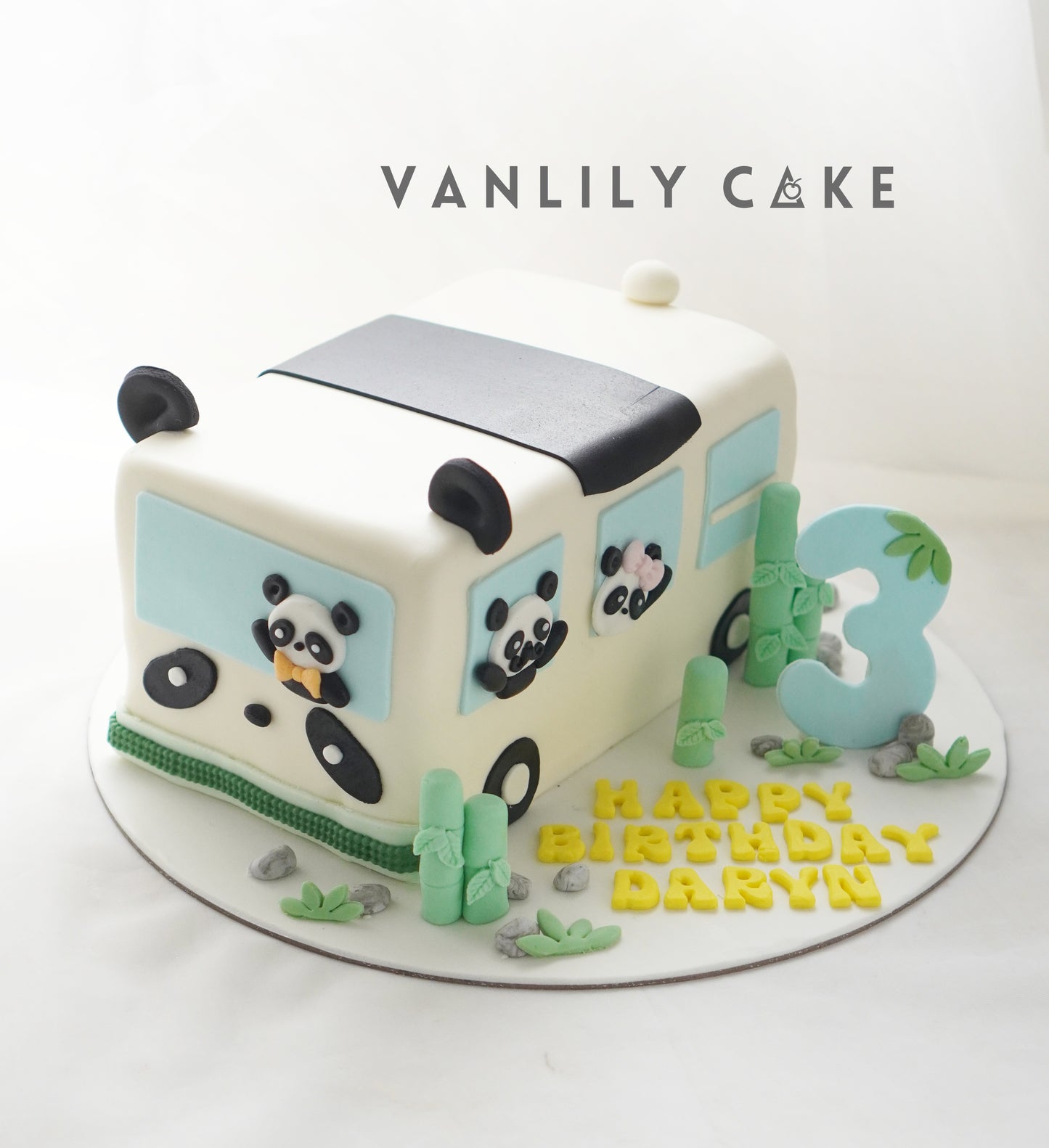 Transportation Vehicle Fondant Cake