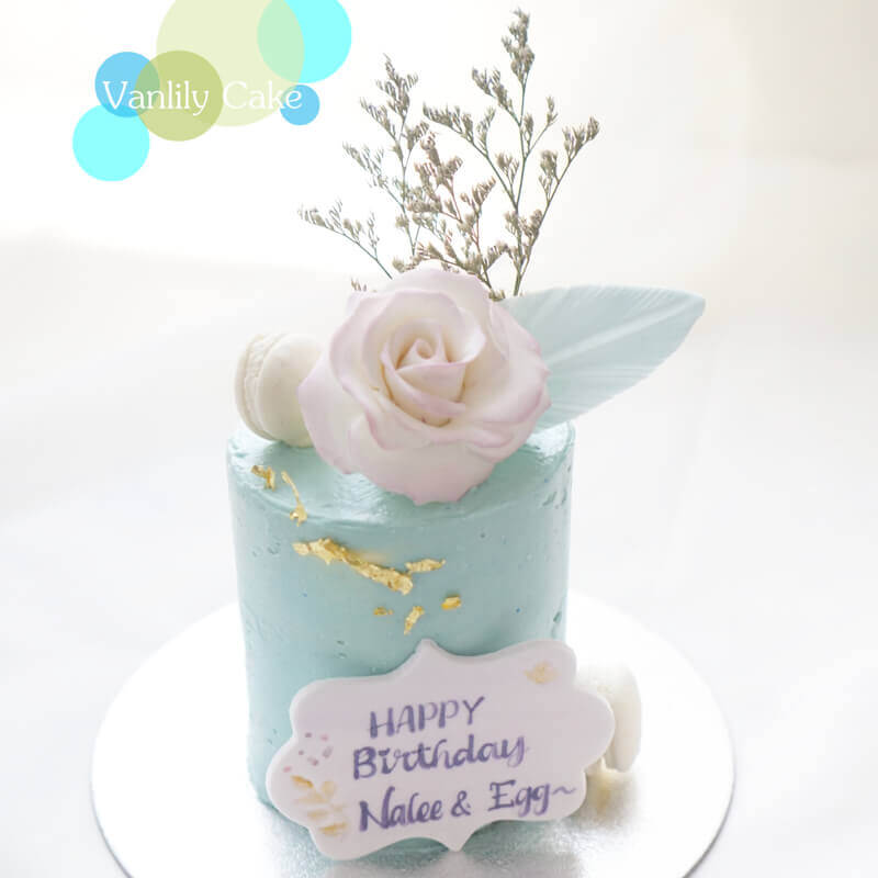 Petals Buttercream Cake