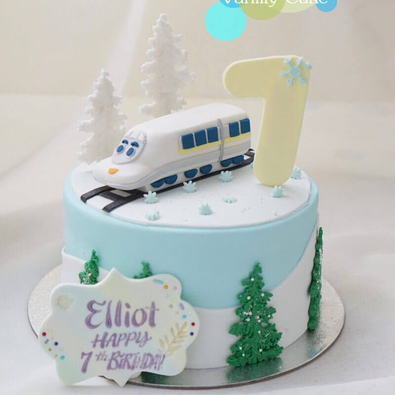 Shinkansen Fondant Cake