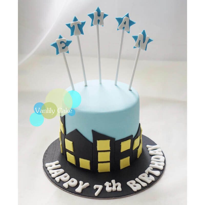 自備公仔糖皮蛋糕