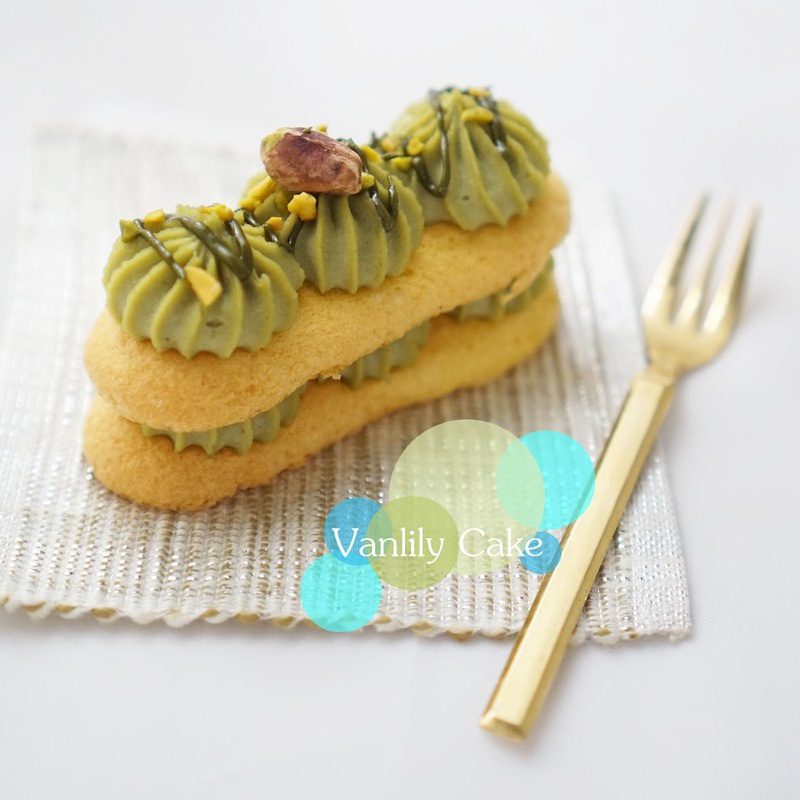 Pistachio Finger Party Cake