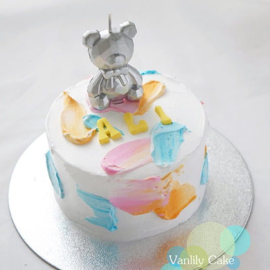 Smiley BB Cake - 香蕉藍莓天然甜味寶寶蛋糕，粉迷彩手繪抹面與 Daisy 小菊花造型，適合一歲生日派對與健康慶生。