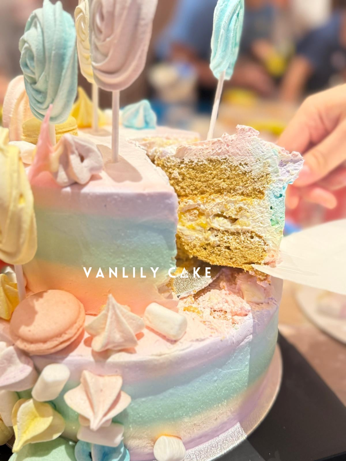 波板糖忌廉蛋糕 Lollipop Cake