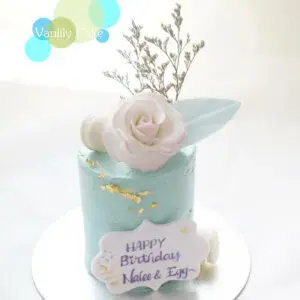 Petals Buttercream Cake - Image 4