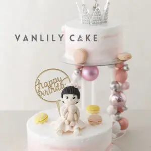 Family Double up Cake Tower – 忌廉蛋糕(配公仔) - Image 4